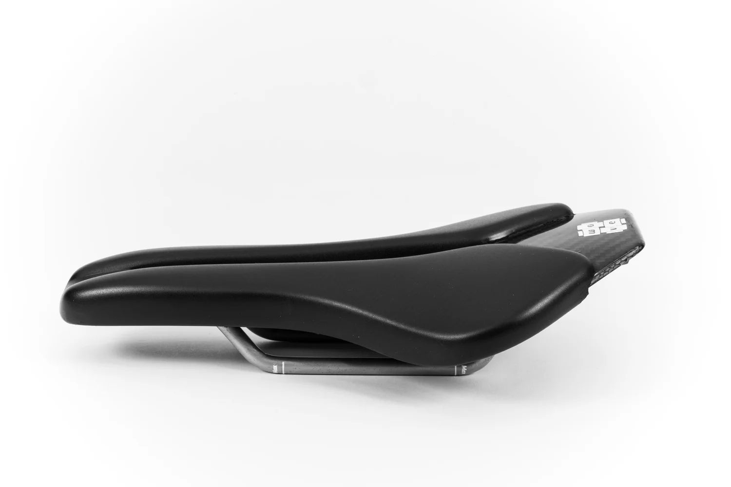 Wove Mags Metal Road & Gravel Saddle